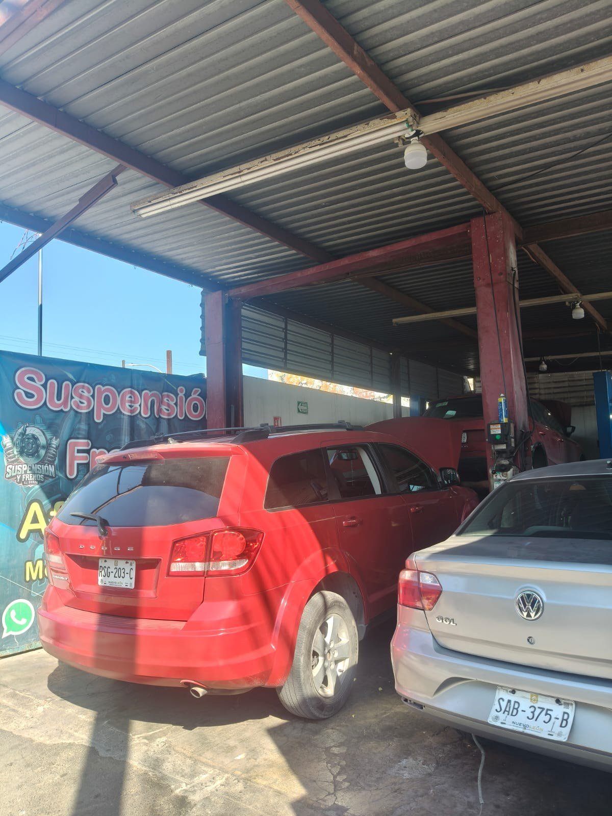 Vehículos en el taller